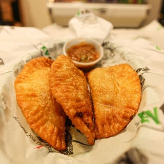 PizzaDillo Empanada