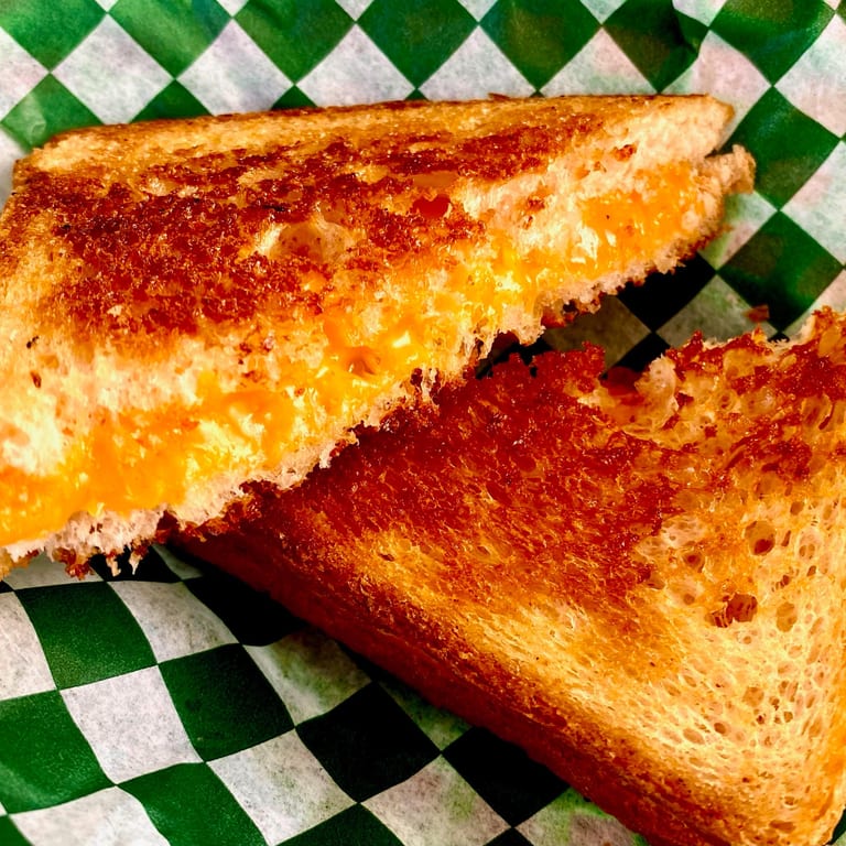 Delicious Grilled Cheese Sandwiches